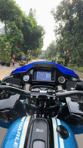Simple aja celana pendek, swallow, roadglide