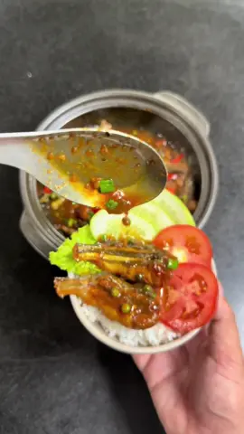 Cái món nhà nghèo! Cá chốt trứng kho tộ – bữa cơm quê sao mà nhớ quá…#xuhuongtiktok #ilovetiktok #dacsanmientay #amthucmientay #tuanmientay 