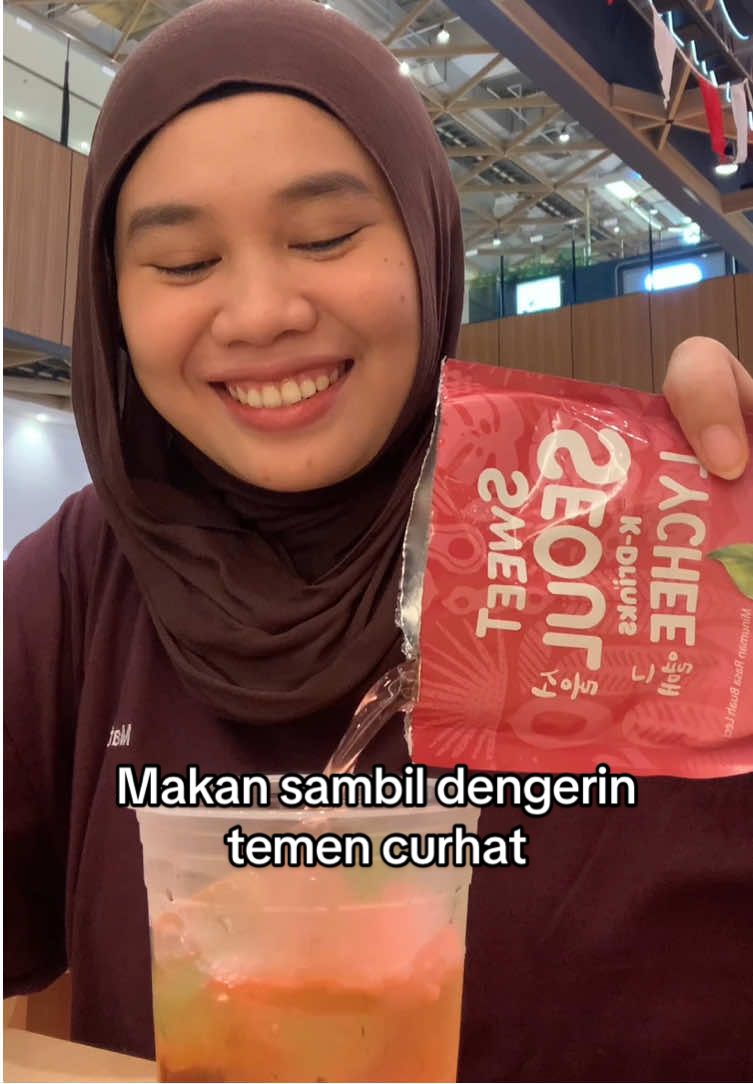 Yang terakhir panas banget!  makan sambil dengerin temen aku curhat  #makanmakan 