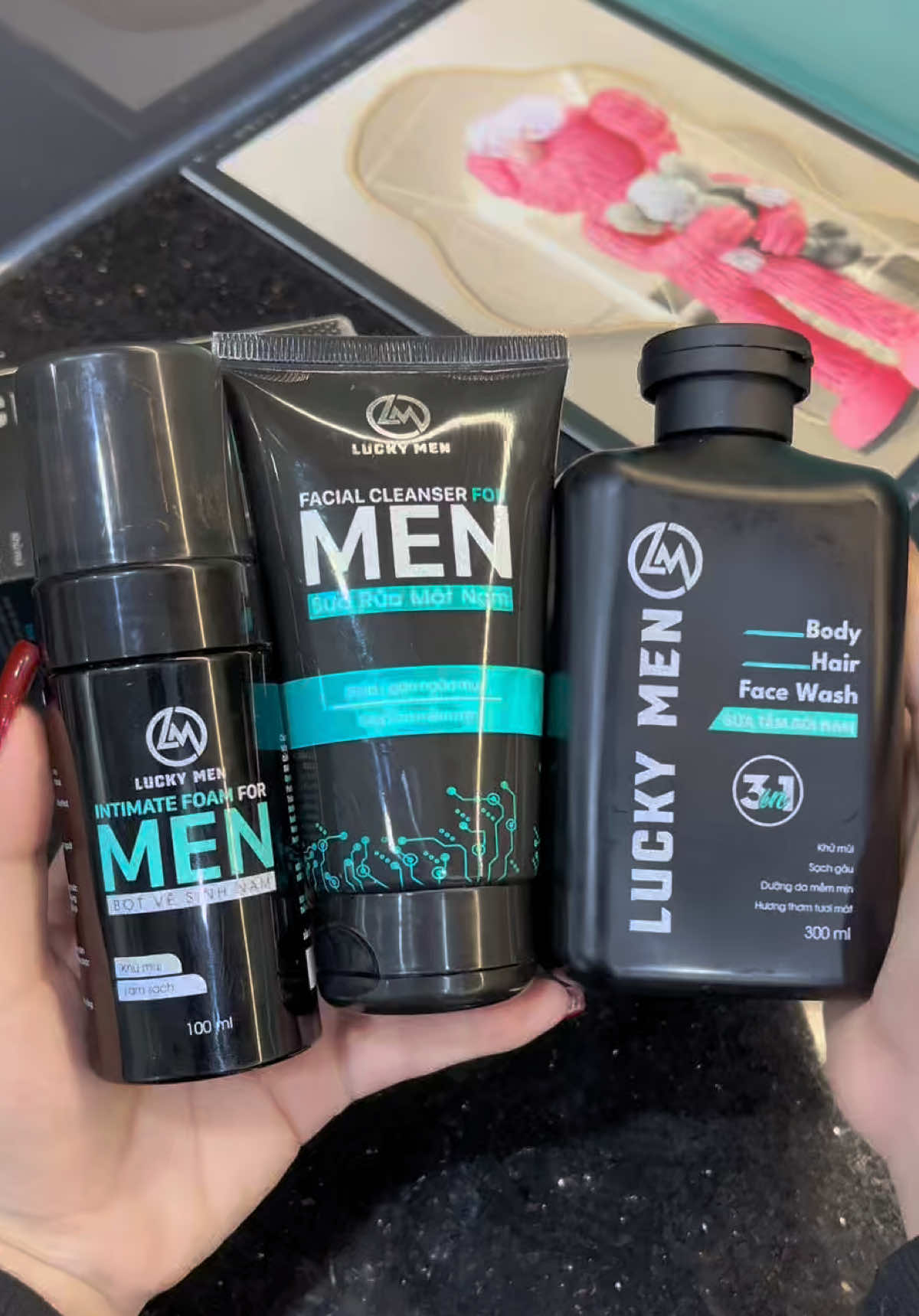 Combo 3 chai Dầu gội sữa rửa mặt vệ sinh nam cuốn hút dành cho nam của nhà Luckymen #emkieutaphoa #luckymen #daugoinam #botvesinhnam #suaruamatnam 