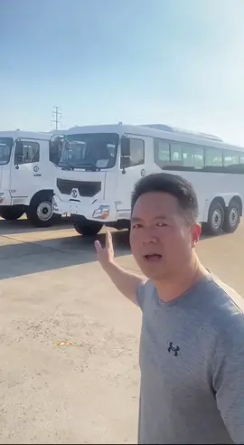 Rows of powerful Chaolong 6×6 off-road buses ready for adventure! Built for extreme terrains, these vehicles are perfect for tourism, safari, and tough road conditions. #6x6Bus #OffRoadAdventure