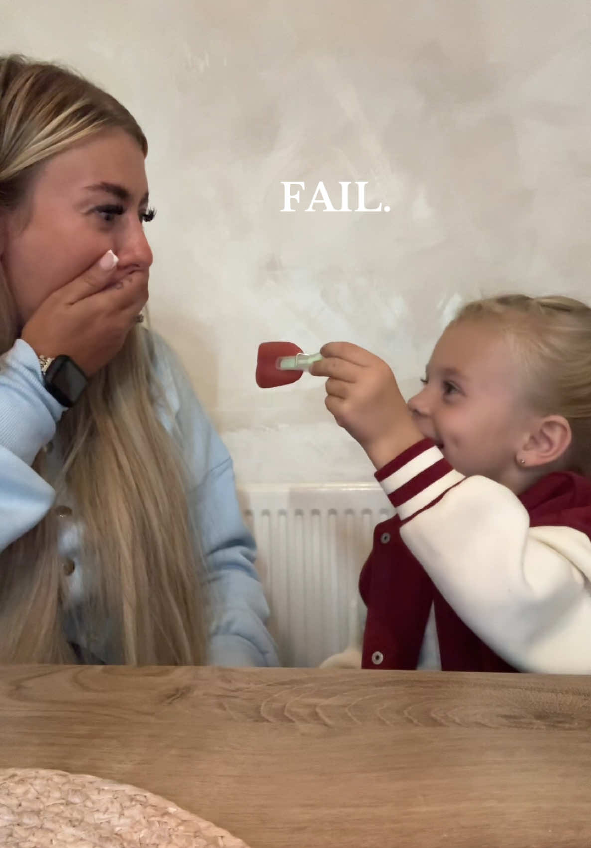 trying trends in this house……. No good 🤣🤣🤣🤣🤣🤣 #funn #jokes #prankvideo #pranking #momanddaughter @Jord 