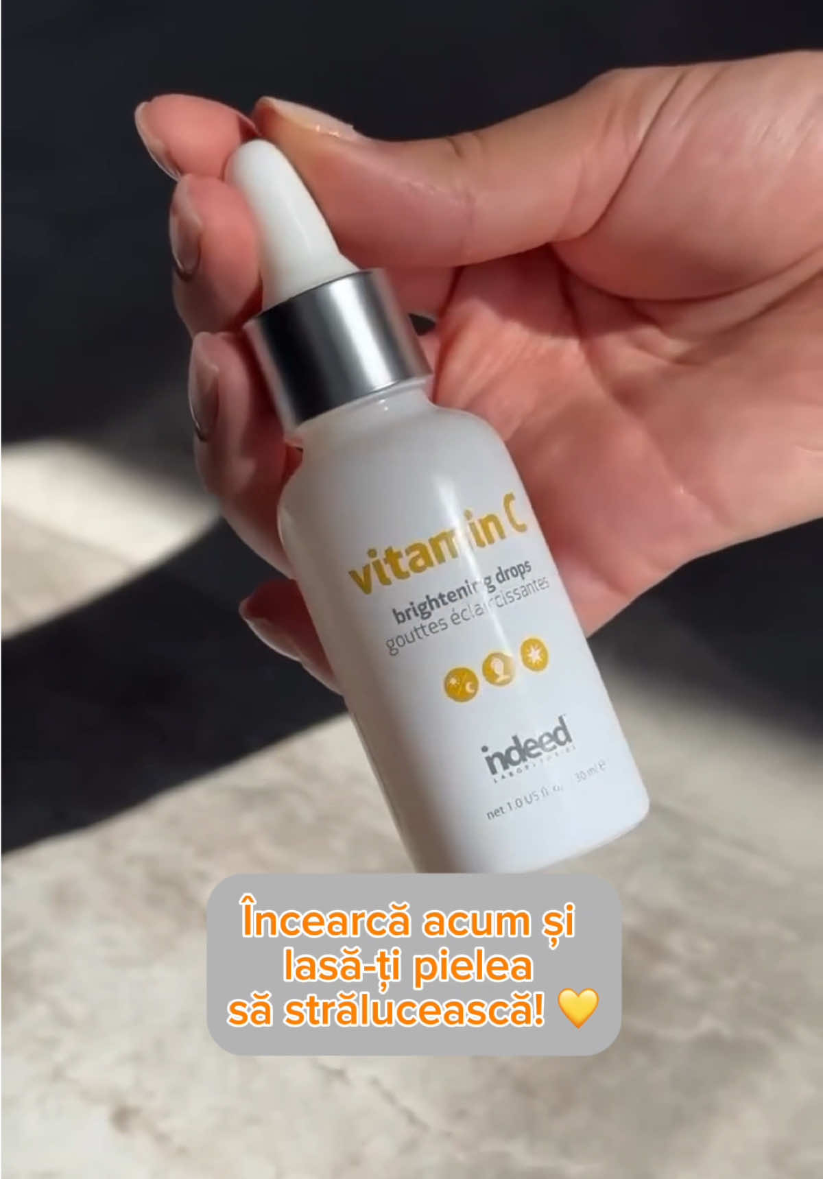✨ Descoperă secretul unei pieli luminoase și sănătoase!  Vitamina C încapsulată de la Indeed Labs luminează, protejează și reduce petele pigmentare, fiind delicată cu toate tipurile de ten. 💛 #vitaminCserum #skincareglow #brighteningserum #skincareaddict #glowingskin