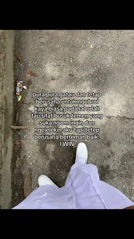 walau udh di buat sakit hati sekalipun🙇🏻‍♀️#friends #problem #pemaaf 