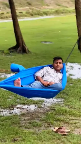 মনে অনেক দুঃখ কষ্ট থাকলেও, ভালোই আছি। তবে... তবে কি স্যার.? মাঝে মাঝে বাড়িঘর ছেড়ে চলে যেতে ইচ্ছে করে.!'😅🙏