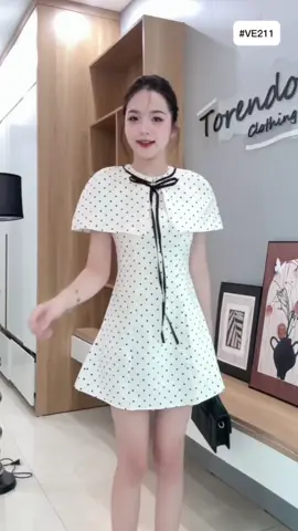 Outfit váy mix được 2 kiểu đều xinh luôn 🤭 MSP: VE211 #torendoclothing #osaka #vayxinh #moingaymotoutfit #hàng_sẵn_tại_nhật #setdoxinh #quầnáoquảngchâu #phốiđồđẹp #nhatban🇯🇵❤️vietnam🇻🇳xuhuong #quần_áo_nữ_sẵn_tại_nhật #mangto_dáng_dài_sẵn_nhật🇯🇵 #phoidodep  #fashiontiktok #setdoxinh #setxinh #thinhhanhtrend #mangtonữ  #khoacda #mangto_ngắn  #maylamxoantudong #maydapxuchantoc #maylatoc #mayeptoc #mayxoansonghippe #máy_làm_xoăn_sóng_nước #may_làm_tóc_tại_nhật_bản #outfitmuahe #vayxinhtainhat🇯🇵 #tiktokshoptainhat #learnintiktok #tiktokshop #myoutifit #myoutfit #mydress Shop gửi