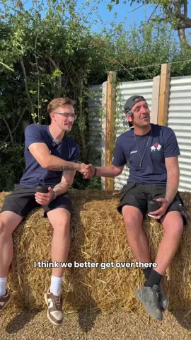 Vuba are Market Leaders 👀 At their open day a few weeks ago, that’s what @CORE Landscape Products said when @Chicken Man 🐔 sat down to talk resin bound & why they joined Vuba as our newest distributors 🤝 #vuba #marketleaders #CapCut #interview #resinbound