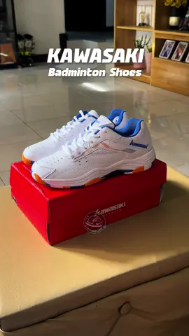 KAWASAKI Original Badminton Shoes. Sobrang kapit sa court. Magaan sa paa at maingay din ang spike. Made of high quality materials. Super durable. Get yours now on my yellow basket!🥰❤️ #kawasaki #badmintonshoes #shoes #sportshoes #unisexshoes 