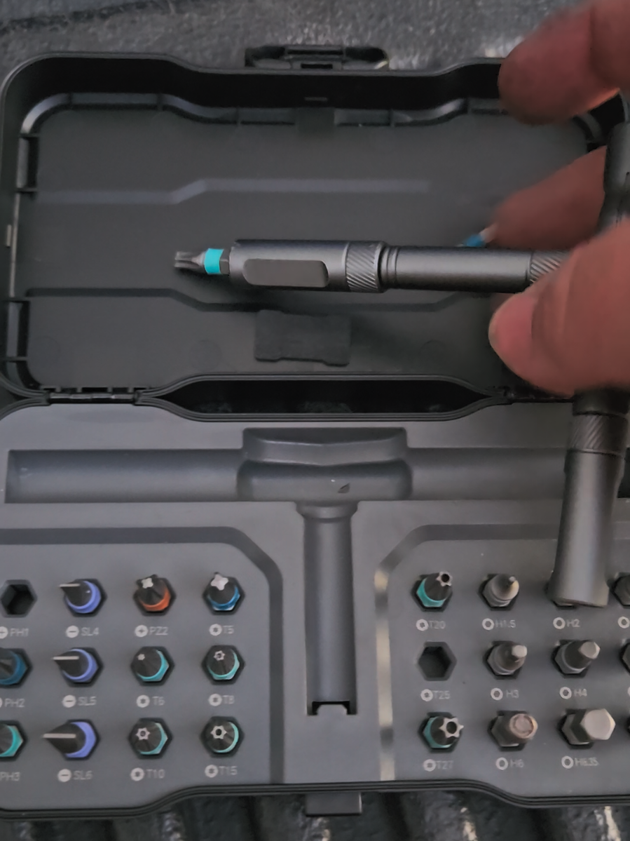 SEESE 24 in 1 DIY Screwdriver Set,1 Set SwitchableScrewdriver Shape Magnetic Screwdriver Set, Compact and Portable Ratchet ScrewOdriver SetHome Repair Tool Box #TikTokShopBacktoSchool #CarGadgets #TikTokAutoCampaign #giftsformen 