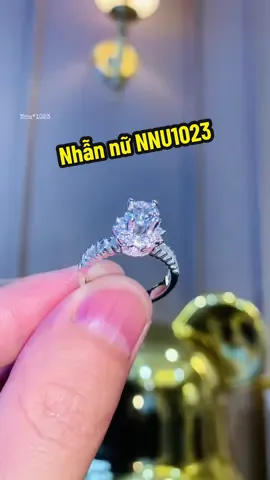 Nhẫn kim cương đài hoa sang trọng và lấp lánh viên chủ 5,4mm 💎 #TamLuxury #trangsuc #nhankimcuong #nhannu #xuhuongtiktok 