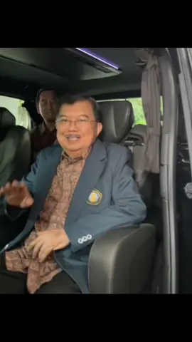 sedikit bentuk perjuangan kader HMI untuk RAJA Brawijaya 2025.🤍 (ALERT: dijargon selain baju merah, tidak semuanya kader hmi, cuman lagi gerakan for diversity)  #rajabrawijaya2025 #rajabrawijaya #hmiyakusa #abhiseva63