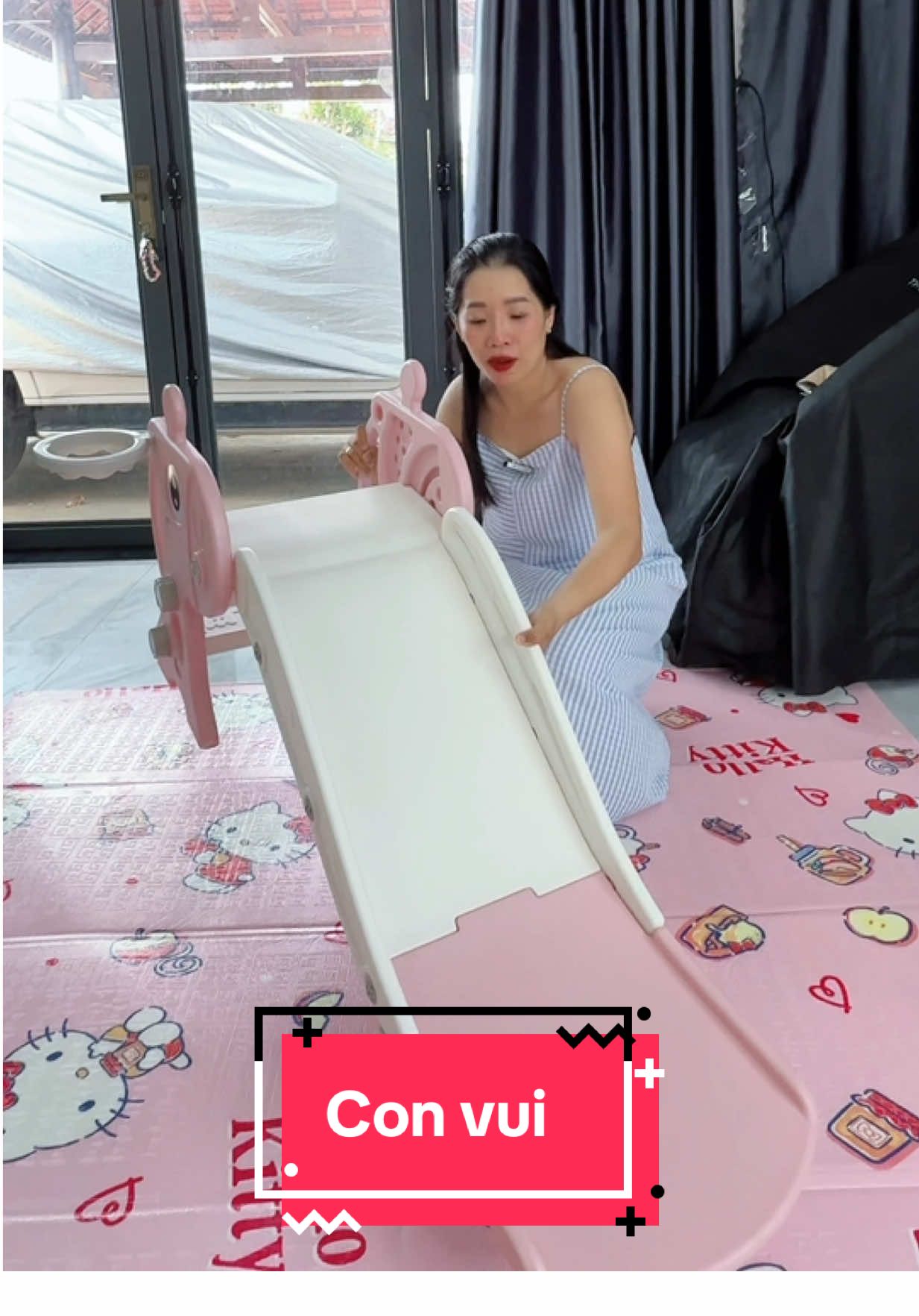 Con vui con chơi với chiếc cầu trượt tại nhà này luôn #mebaoboi01 #cautruot #dochoichobe #cautuot #cautruotchobe 