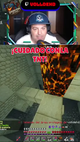 En este clip lleno de risas y sorpresas, nuestros amigos se enfrentan a un dilema explosivo en Minecraft. ¿Lograrán abrir el cofre sin volar todo por los aires? ¡No te lo pierdas!#Minecraft #TNT #Aventura #Gaming #Drakion