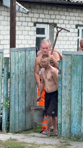 Мой ТГ в шапке профиля 