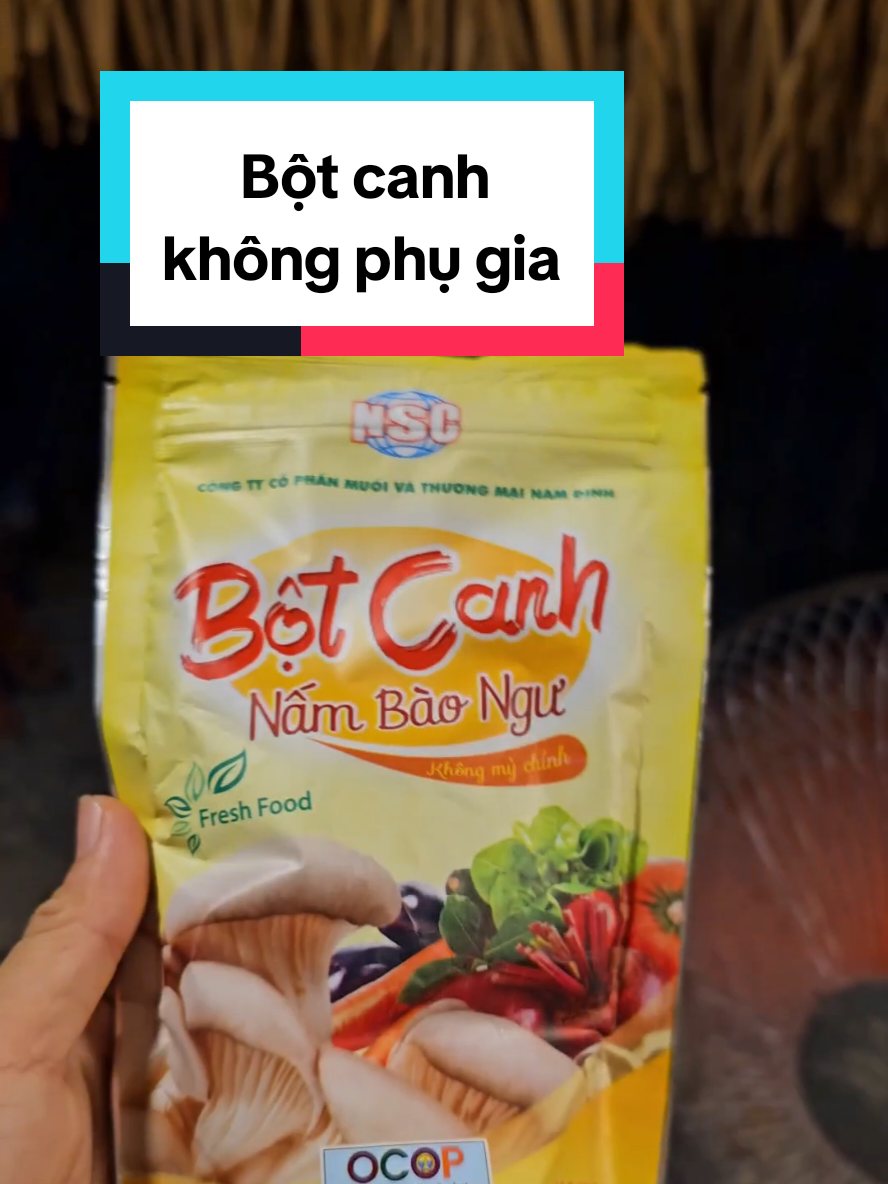 Nếu không quen nêm muối hầm sợ mặn thì chị em thử qua Bột canh này nhé. Hàm lượng nấm cũng ko nhiều đâu nhưng thành phần khá lành. #gocbepanlanh #botcanhnambaonguroyal  #botcanh #review #giaviantoan 