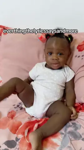 #creatorsearchinsights  My sunshine ☀️  #everythingthelyricssaysandmore   #babyoftiktok #cutebaby #newborn 