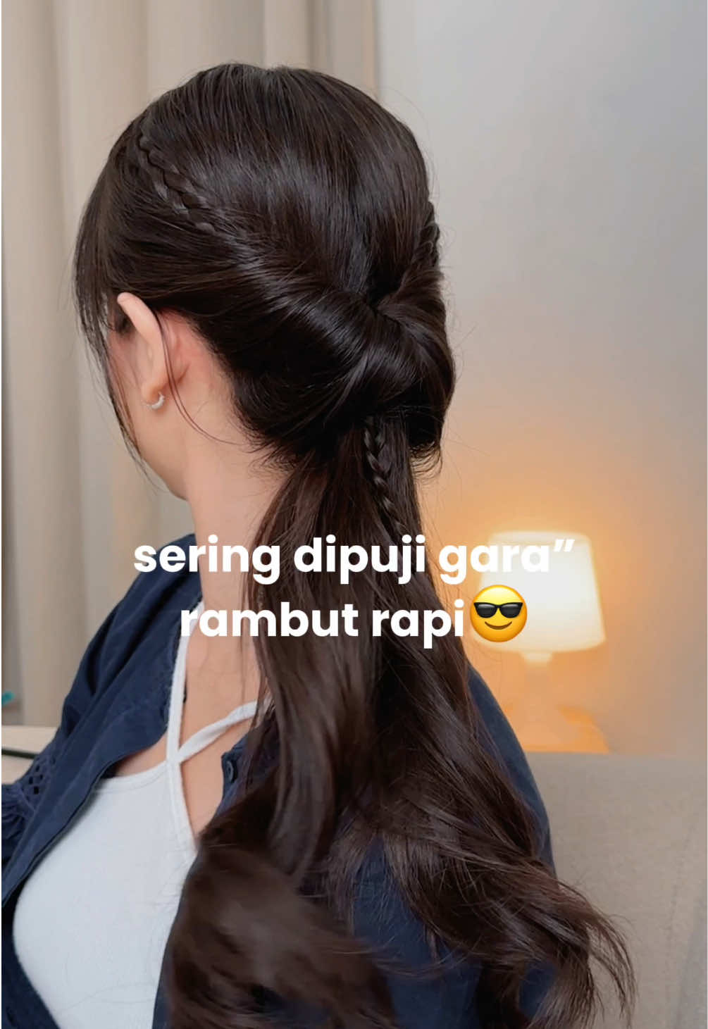 Membalas @nesaaaa🔥 Biar rambut rapi seharian itu ada triknya, nih aku spill! #vaselinepetroleumjelly #vaselineverifiedid #vaselineid
