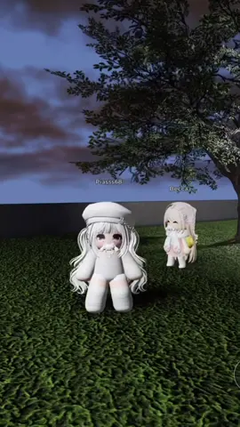 Bocil on screen @Mel's.  #roblox #prettylittlebaby🥰✨ #trendroblox 