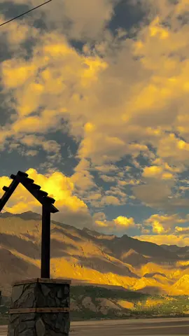 یہ دوریاں تو بس ہوش کا تقاضہ ہے….!! میرے خیال کی دُنیا مَیں میرے پاس ھو تُم …..!!🥺✨