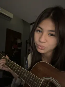 Early Yearner haha Nandito ako - Ogie Alcasid (Rob Deniel’s Version😜) #fypシ゚viral #guitar #guitarist #yearner #nanditoako 