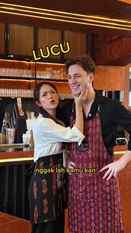 p info loker yg bule-friendly 😭😭😭 #cicimasbule #pacarbule #mixedcouple #coupletiktok #openingjaobajawa