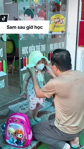 Ông Nội chờ mãi để đi đón bình rịu mơ #ngocbavii #xuhuongtiktok #embedangyeu #embedethuong 