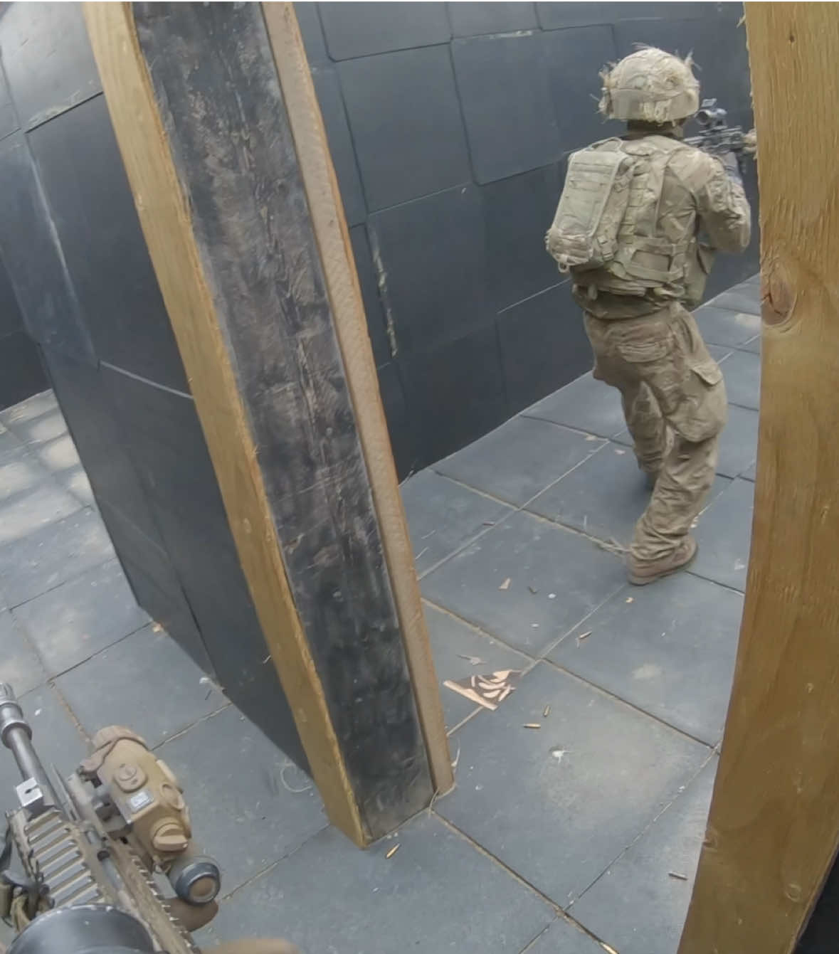 Live CQB skill house in Canada #army #training #live #enemy #british 