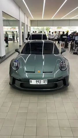 PTS malachite green metallic🫶 #porsche #911 #gt3 #sporttouring #carsoftiktok #fyp 