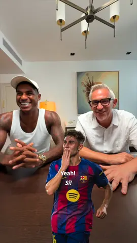 Rashy defines his new teammates in one word 🫶🤓 #fcbarcelona #barçaontiktok @marcusrashford 