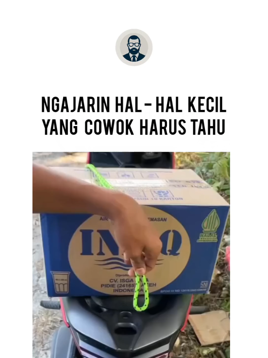 (Buat talinya bisa cek etalase) Bawa kardus di motor? Jangan asal ikat! Pakai teknik ikatan yang tepat kayak di video 🏍📦 #cowokharustahu #mengikat  #lelakisejati #DIY #tipsikat 