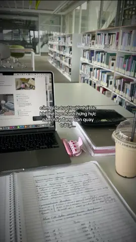|14.08.2025|| Có những ngày tôi soi gương và thấy lại ánh sáng trong mắt mình, thứ đã từng biến mất giữa những tháng ngày mệt mỏi. Tôi nghe tiếng nhịp tim cũ, tiếng bước chân từng hối hả trên con đường ước mơ. Cảm giác như những mảnh ghép bị lạc đang tìm nhau, ráp lại thành phiên bản mà năm ấy tôi từng tự hào. Chỉ khác là lần này, tôi trở lại với đôi cánh mạnh hơn, đôi mắt tỉnh táo hơn… và ngọn lửa đủ thiêu rụi mọi hoài nghi. #fyp #studytok #studyvlog #ielts #studymotivation