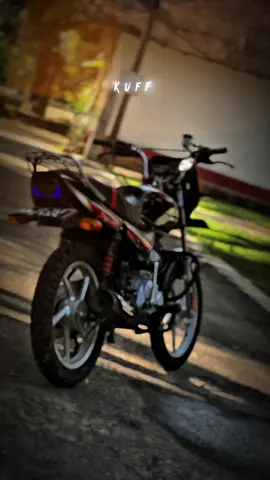 කාලෙකින් 🥺🫀#tiktoksrilanka🇱🇰 #Kuffy_Kid #ct100modified #ct100lover #viralvideo @𝑺𝒂𝒏𝒖𝒖 🎀! 