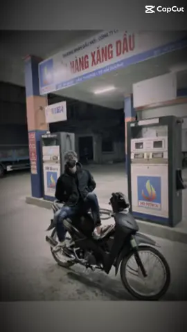 Ngô Đức Hiếu(2007) ở phường việt hoà-tp hải dương,anh là một người trầm tính rất ít người tiếp xúc được.Hiếu là một gì đấy toát lên vẻ lạnh lùng đến đáng sợ nhưng với người thân hay người quen sẽ sống rất tốt và hoà đồng@Ng Hiếu Luxury 🍖 #flypシ #xhtiktok #viral 