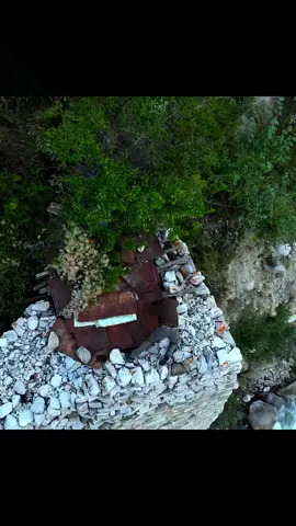 Build a house in the forest solo#bushcraft #camping #build #survival #viral 