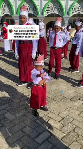 Membalas @Maarrddee 🤣🤏🏻 #core17agustus #17agustus #harikemeredekaan #gerakjalan 