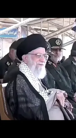 ليلة الانقلاب في طهران... والـ 16 دقيقة التي أنقذت المرشد الزمان فجر الثالث عشر من حزيران / يونيو المکان شارع پاستور قلب طهران السياسي والأمني الحدث: أخطر خطة إسقاط النظام الجمهورية الإسلامية منذ تأسيسه لم تكن طهران نائمة تلك الليلة ... بل كانت تتنفس على وقع عاصفة لم يعلم بقدومها سوى قلة. في سماء كردستان، عشرات الطائرات المسيرة الإسرائيلية تعبر بصمت، وصواريخ 