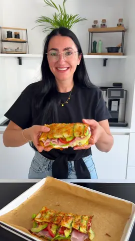 Zucchini Sandwich 🥪 Rezept gibts auf https://www.foodwerk-blog.de/zucchini-sandwich-low-carb-rezept/