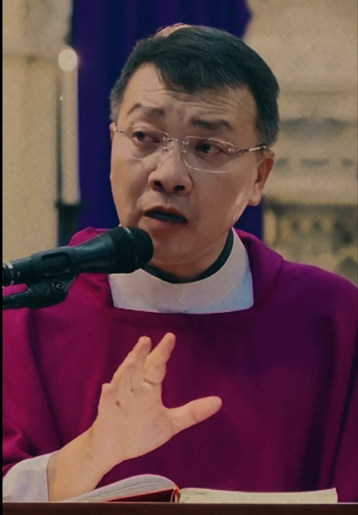 Tôi phải là người như thế nào ? #lmphuongdinhtoai #cauchuyencuocsong #binhancatholic #catholictiktok #sachchiecchieusaubuihoaquynh 