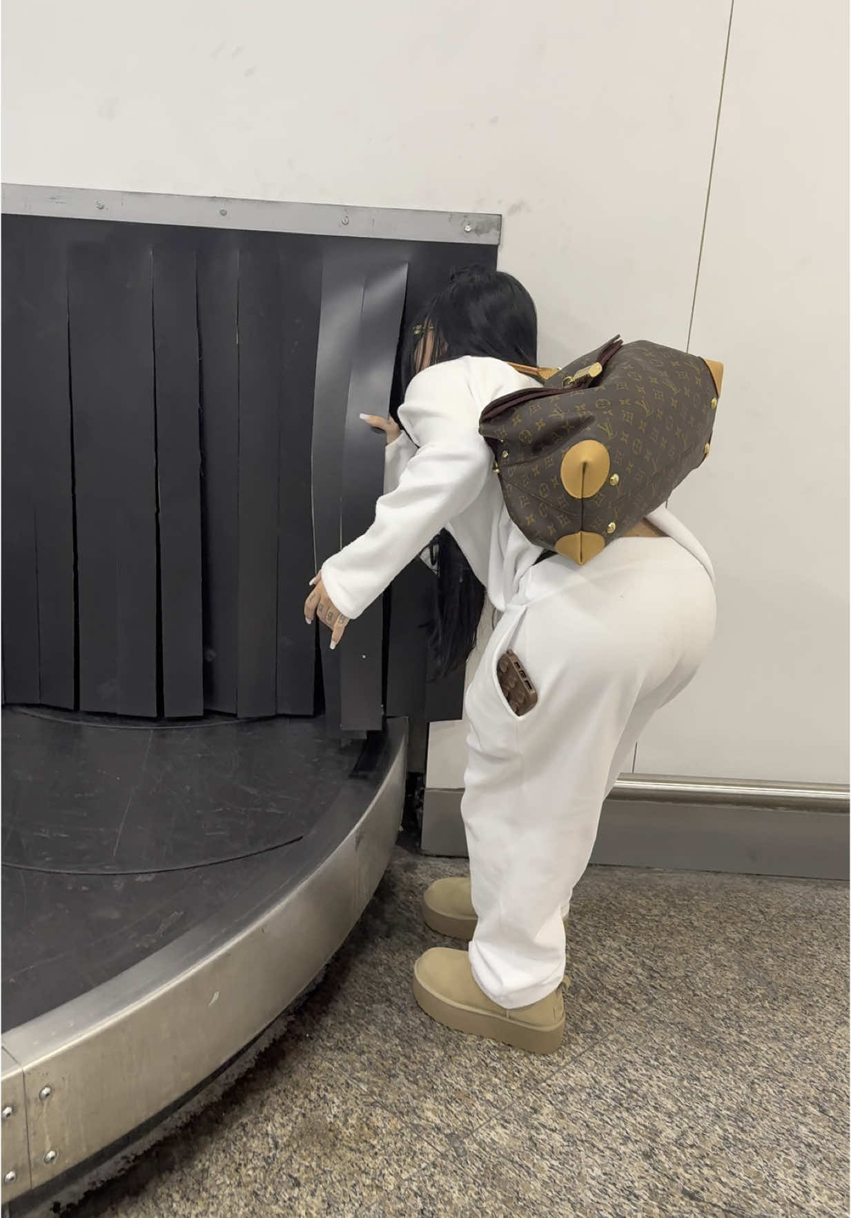 Assim de saúde no aeroporto 😂😂😂