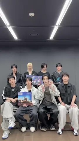 Stray Kids’ first ever vinyl is here in 3 different versions!  2025.08.22 FRI 1PM (KST) | 0AM (ET) 🏆PRE-SAVE & PRE-ORDER 