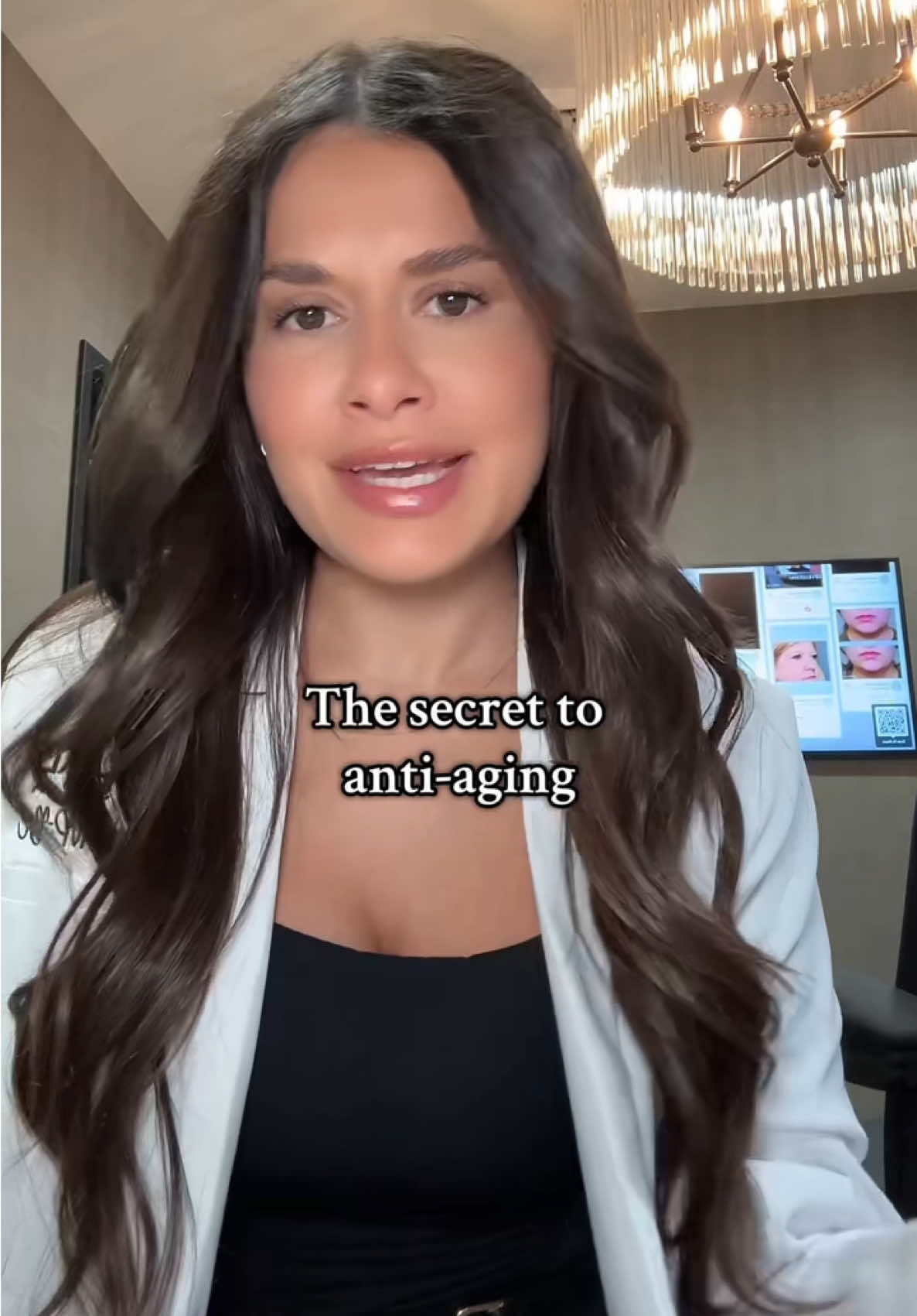 Ever wonder how people are aging backwards? 👀✨ Meet Sculptra — the collagen-boosting treatment that works with your body to restore volume, smooth lines, and give you that youthful glow over time 💉 @Amanda | FL Aesthetic Injector  🗓️ Love your look—Book your appointment today at LookLab.com or call 833.999.5665 (LOOK) #MedSpa #Botox #Filler #Sculptra #AntiAging 