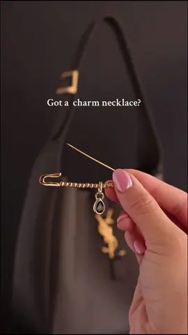 We love a multi-purpose accessory  💫 #jewelrystore #daintyjewelry #JewelryCollection #everydayjewelry #goldjewelry 