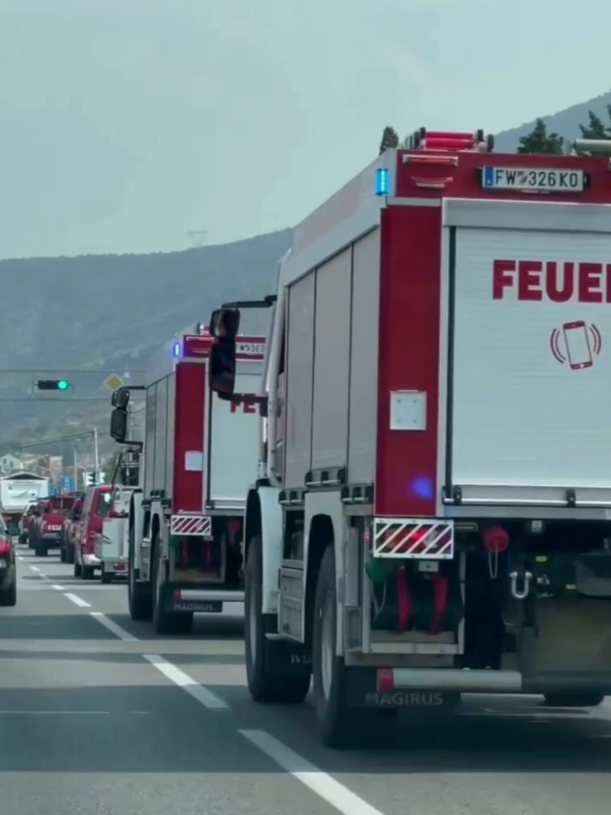 🚒🇦🇹 Austrijska podrška u gašenju požara 🇲🇪🔥 Veliko hvala austrijskim vatrogascima koji su stigli da pomognu u borbi protiv vatrene stihije! 💪 Zajedno pokazujemo da solidarnost ne poznaje granice. 🌍❤️ #niksictoday #crnagora #montenegro #pozari #vatrogasci 