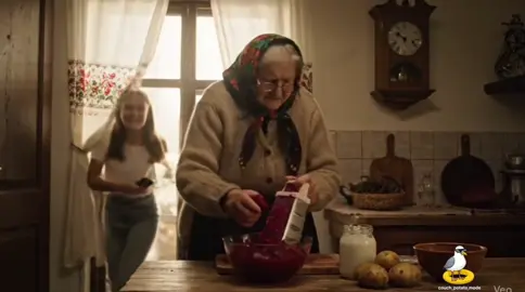 When grandma doesn’t care about your latest online purchase… 🥔📱  #Tiktoklietuva #internetshopping #tiktoklithuania #lithuaniangrandma #labubuthemonsters 
