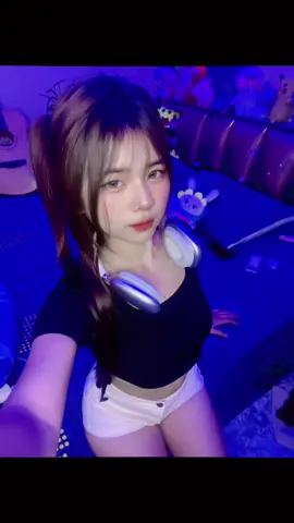 ဘာညာပေါ့ 🙄🤣#fpyシ #foryoupage #tiktokmyanmar🇲🇲 #view1000k_viral #fppppppppppppppppppp 