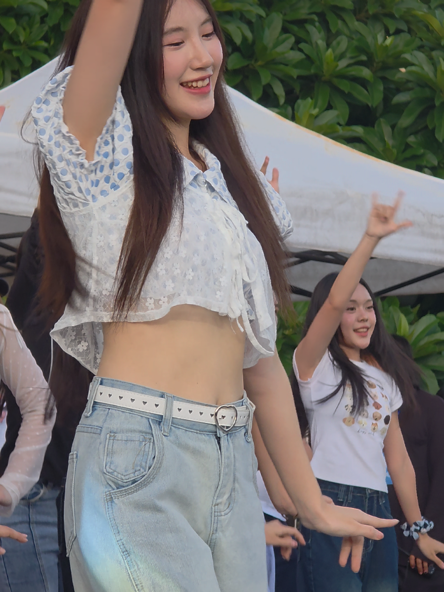 colorcon wink #hokorinookath_busking  #cgm483rdalbum  #cgm48  #colorconwinkth  #centralchiangmai 