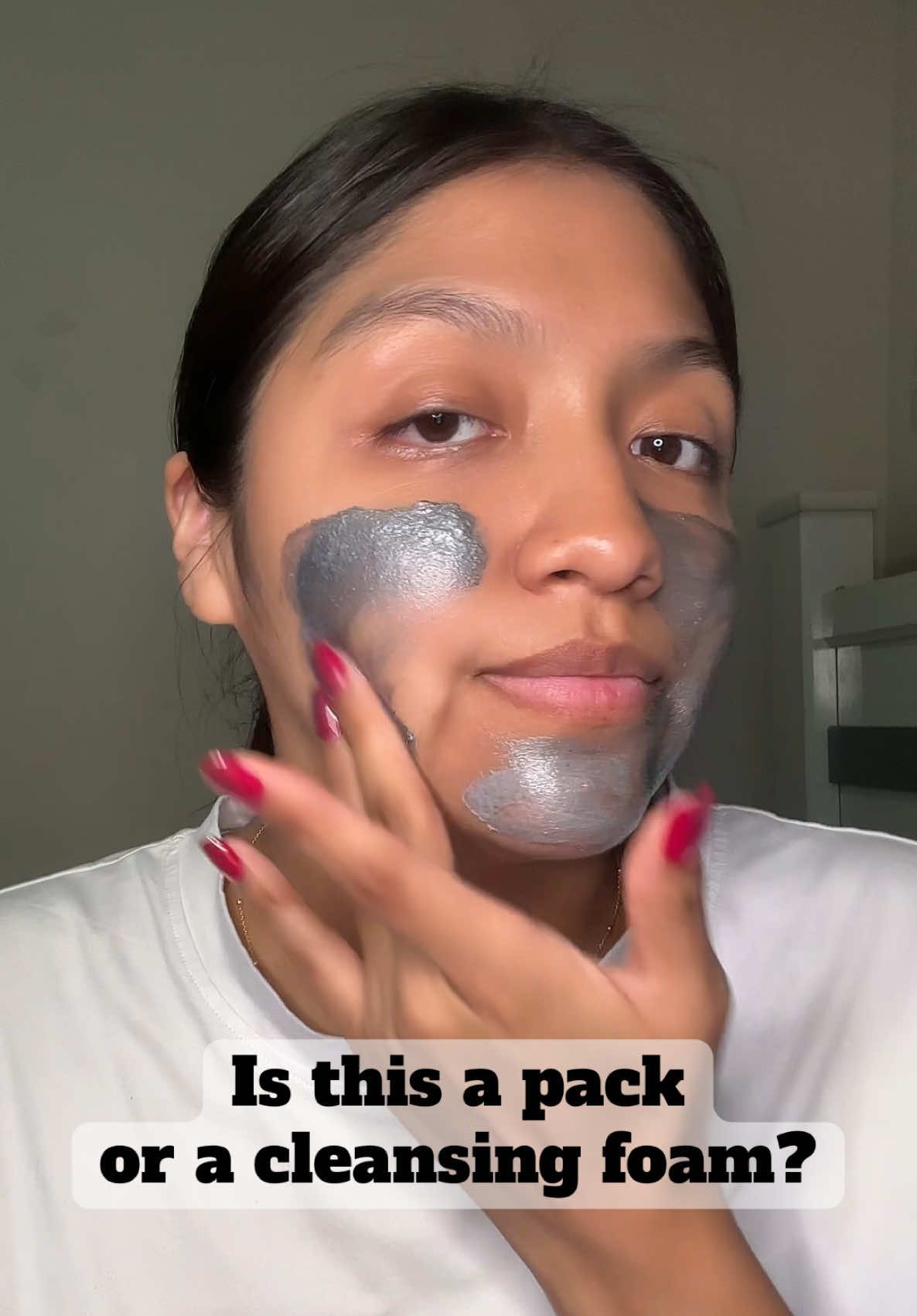 ✨ From mask to foam in 1 minute✨ My skin has never felt this clean, bright, and smooth 😍  •BreakPoreCleansingPackToFoam is packed with Sea Buckthorn 🍊, Glutathione, and Niacinamide for a spa-like glow at home 💛  @DearDoer  — #deardoer #packtofoam #cleanser #kbeauty #skincare 