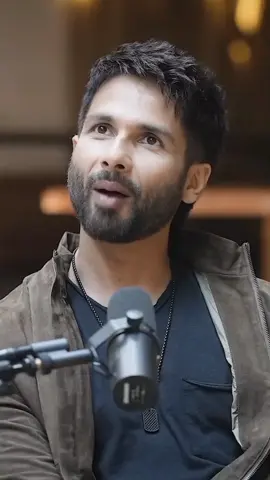 Shahid Kapoor (Talking🎙️About) Broken Heart💔 Very Emotional Words ❤️‍🩹 #shahid kapoor #sadspeech #podcastclips #sadmoment😭 #podcastclips 