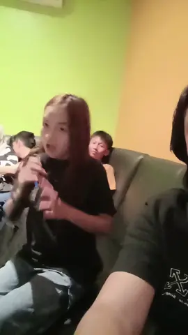 bila rockers nyanyi lagu ziana zain#karoke santai bersama keluarga