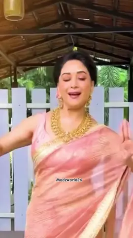 Shaky shaky🥰#madhuridixit #fyp 
